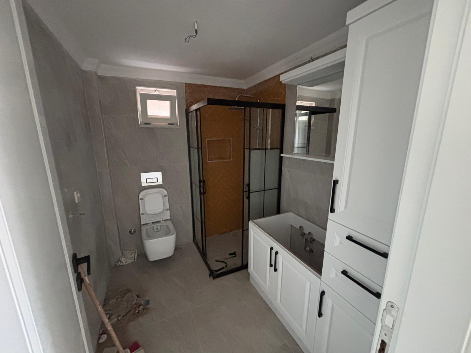 Doğa İle İçİçe 200m2 Satılık Bahçe Elektrik ve Suyu Hazır