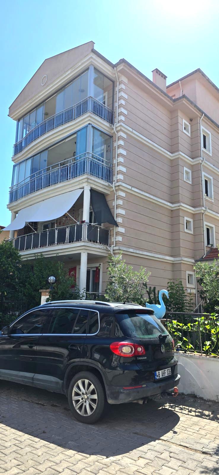 Eşyasız Ama Eksiksiz! Dalamanın En İyi Lokasyonunda 3+1 Fırsat!