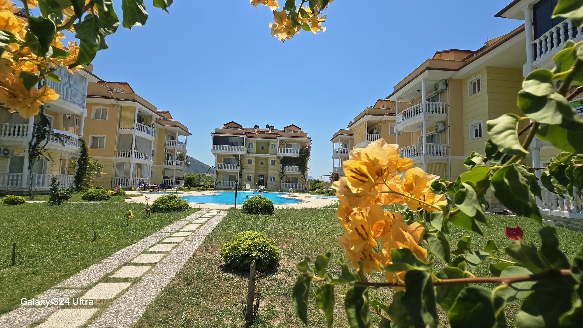 Havuzlu Site İçinde Eşyalı 2+1 Hem Tatil Hem Yatırım Fırsatı!