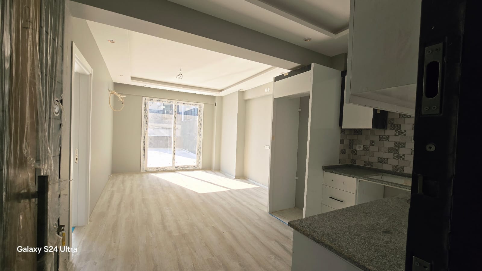Cesur Emlak'tan Teraslı Satılık 2+1 Yeni Daire RefKodu:7251