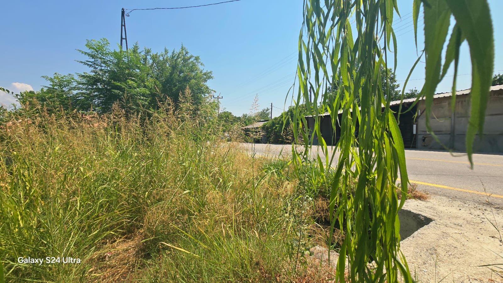 Yola ve Kanala Sıfır Arsa 250 m² İnşaat Hakkıyla Hazır!