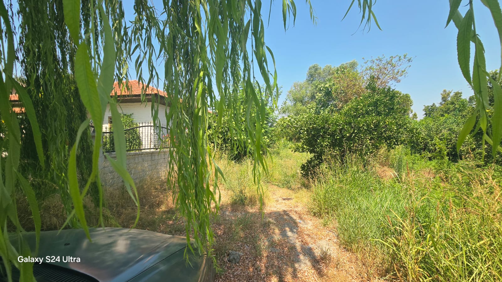 Yola ve Kanala Sıfır Arsa 250 m² İnşaat Hakkıyla Hazır!
