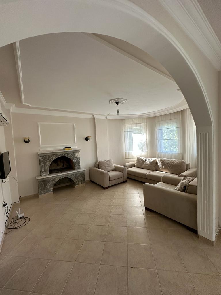  Dalaman Akkaya’da Doğayla İç İçe Triplex Villa!