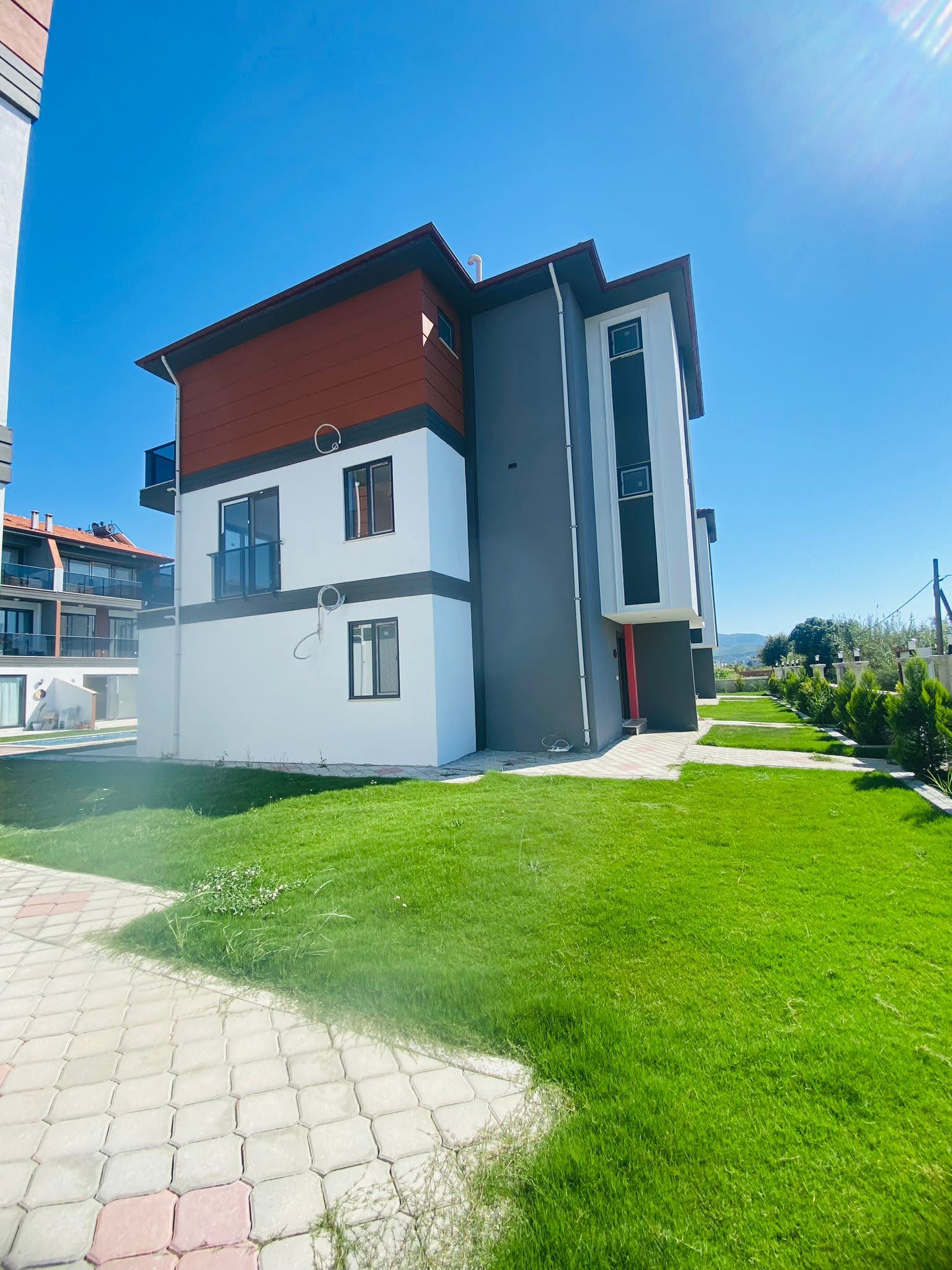Jakuzi, Giyinme Odası, Bahçe, Havuz… Hepsi Bu Villada! – Altıntaş/Dalaman