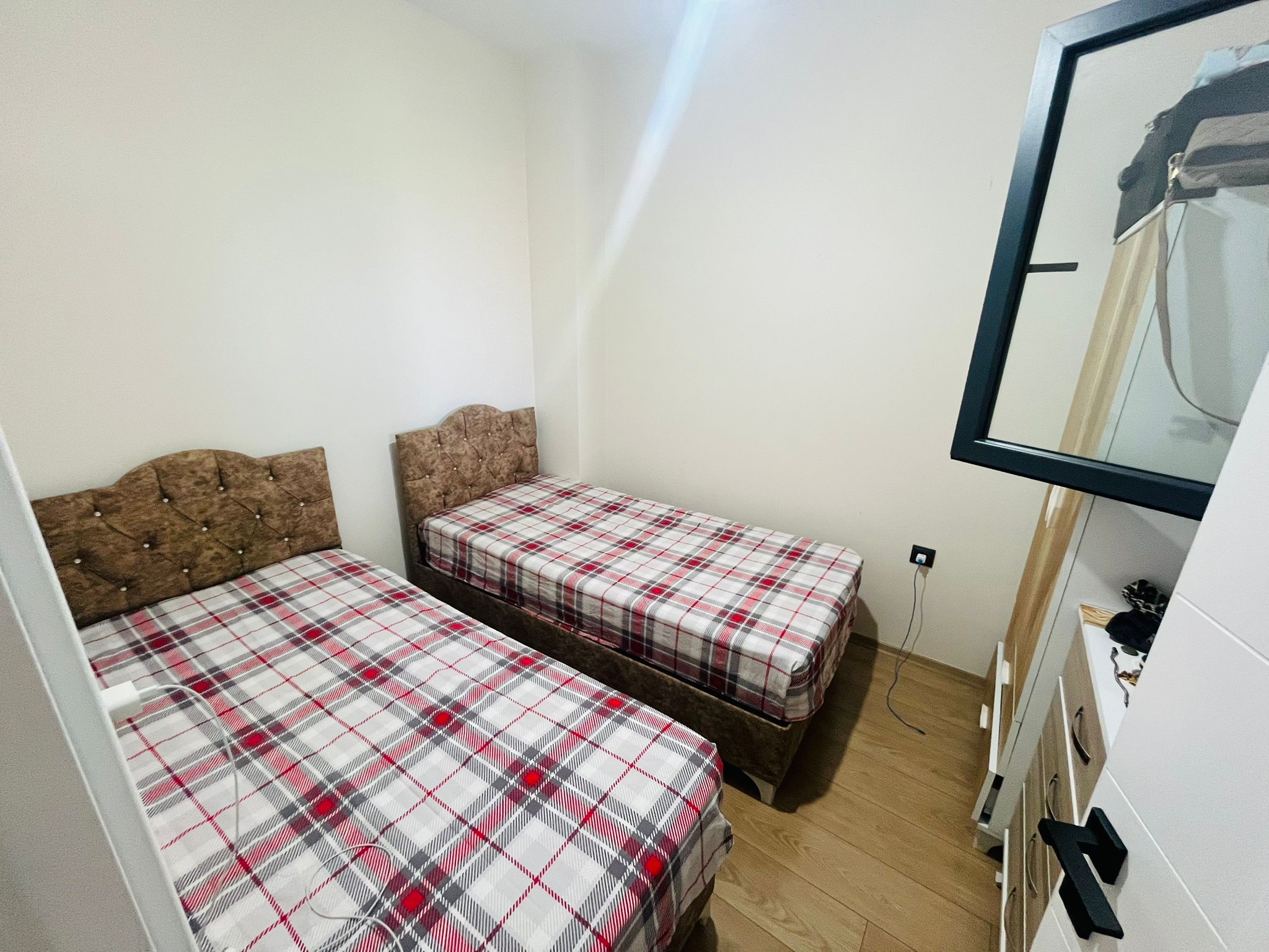 Cesur Emlak'tan Havuzlu Eşyalı Satılık 1+1 Daire Ref.Kodu:7241