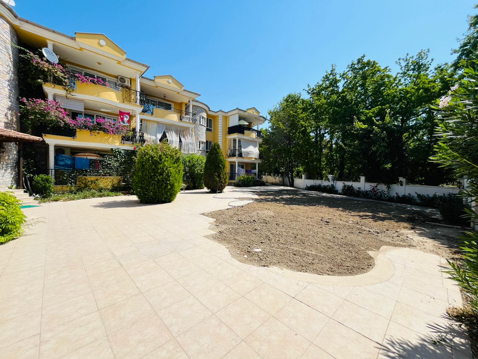 Eşsiz Günlük Ormanı İçerisinde 2+1 Eşyalı DaireRef.Kodu:7273