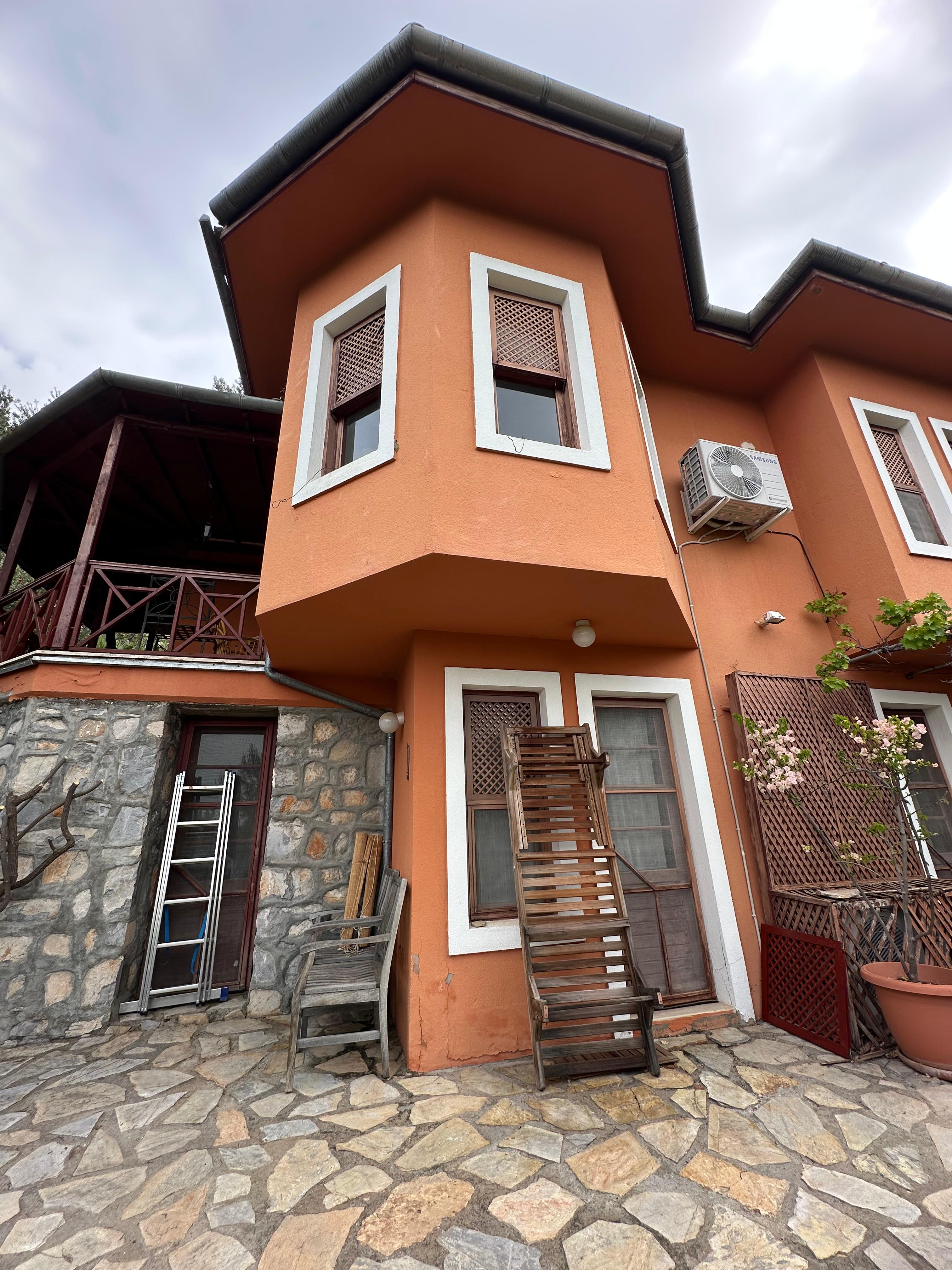 Göcek'te Deniz Manzaralı 4+1 Satılık Villa Redf.Kodu:7275