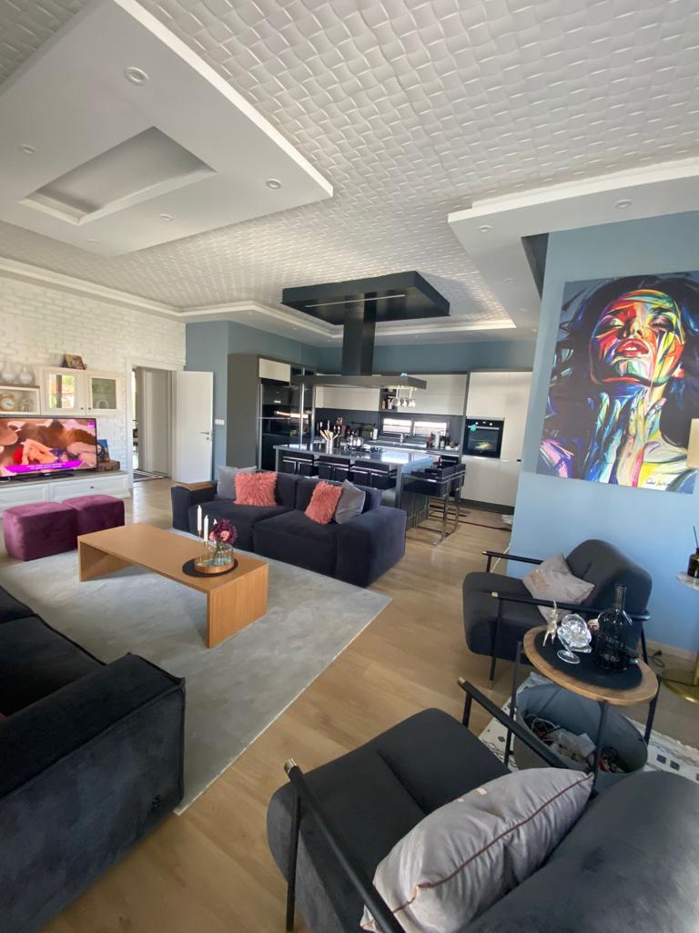 400 m² Arsa Üzerinde 280 m² Kullanımlı Havuzlu Lüks Villa – Dalaman