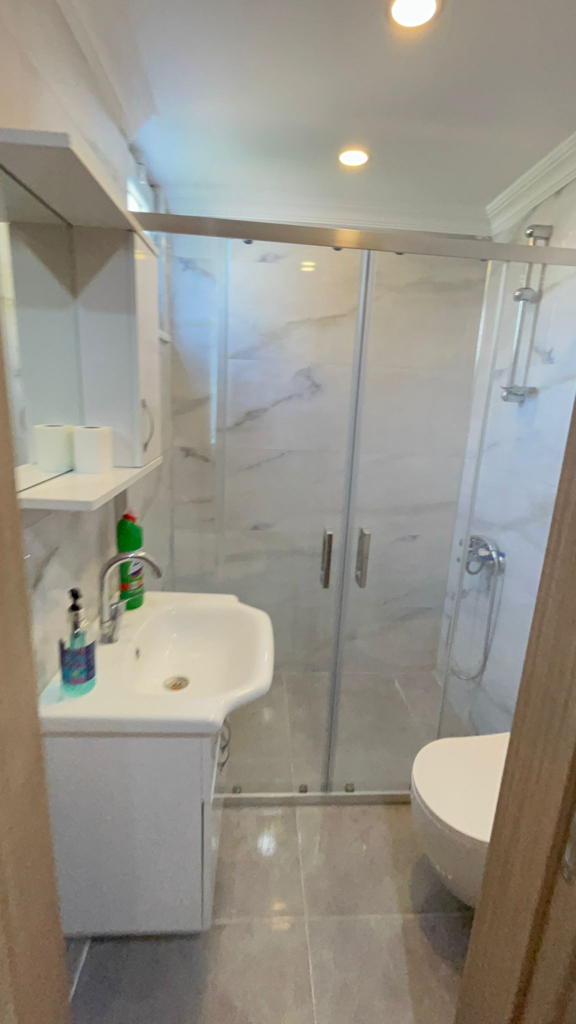 KAPALI MUTFAK Çok Geniş İster Eşyalı İster Boş Satılık Daire