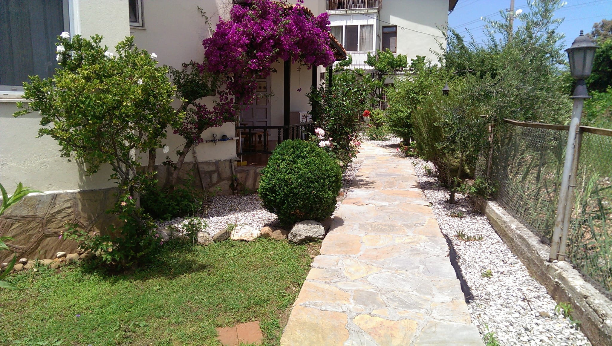 Havuzlu ve Bahçeli Site İçinde Satılık 1+1 Daire – Çalış, Fethiye