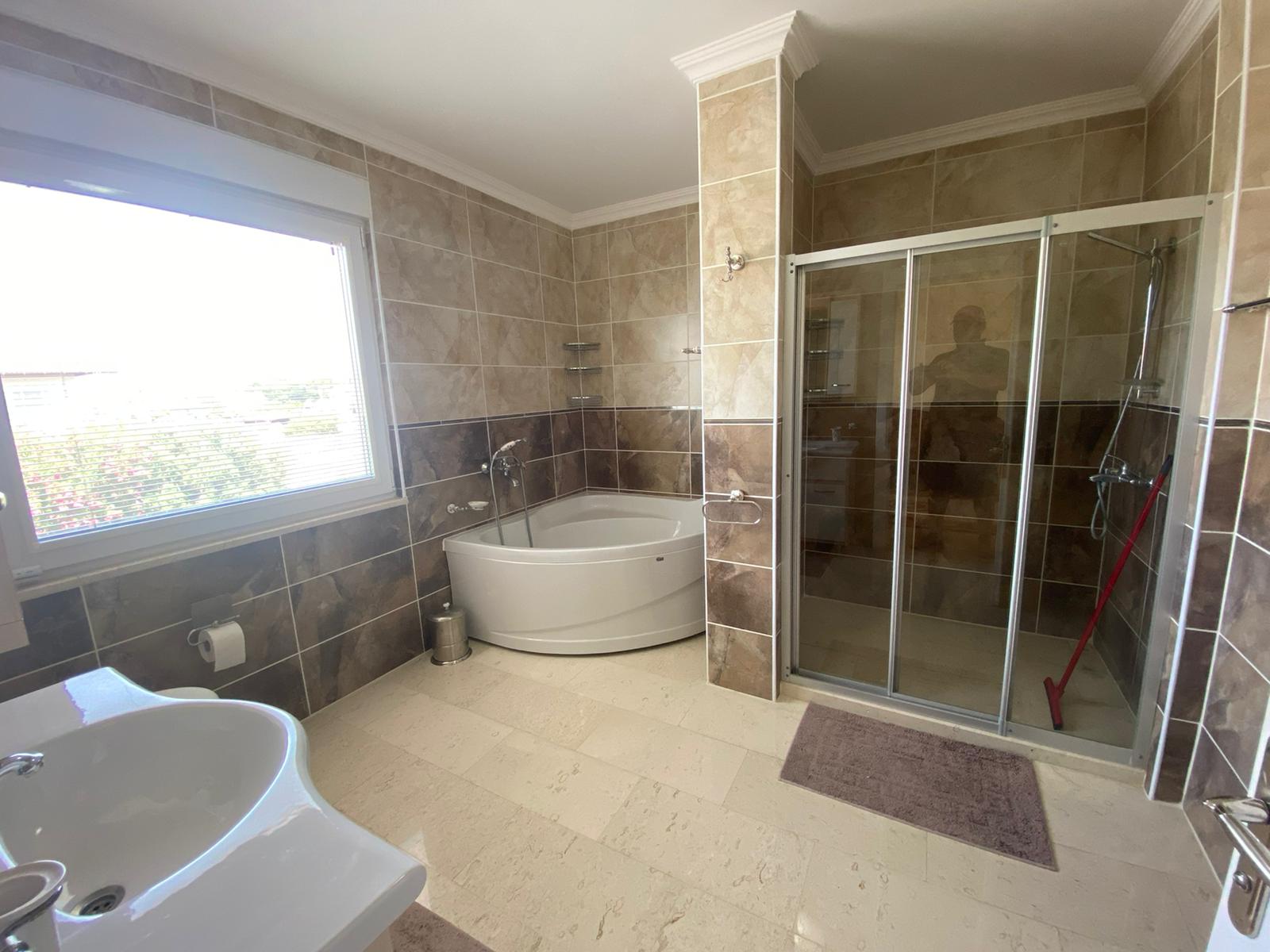 685 m² Arsa İçinde, Özel Havuzlu ve Full Eşyalı Lüks Villa – Dalaman Cesur Emlak 