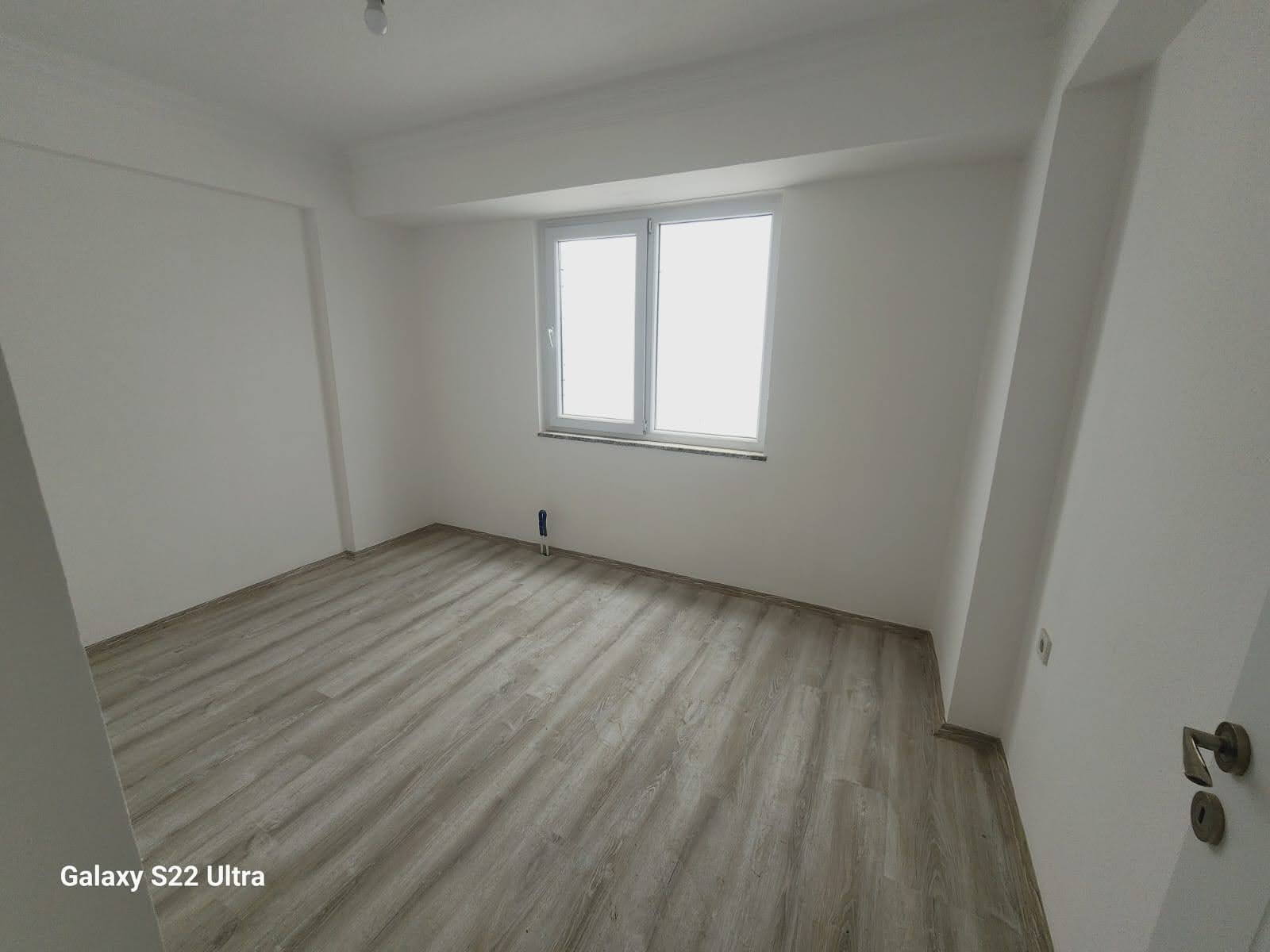 Dalaman Hürriyet Mahallesi Hastane Kavşağında – Komple Satılık Gelir Getiren Bina 