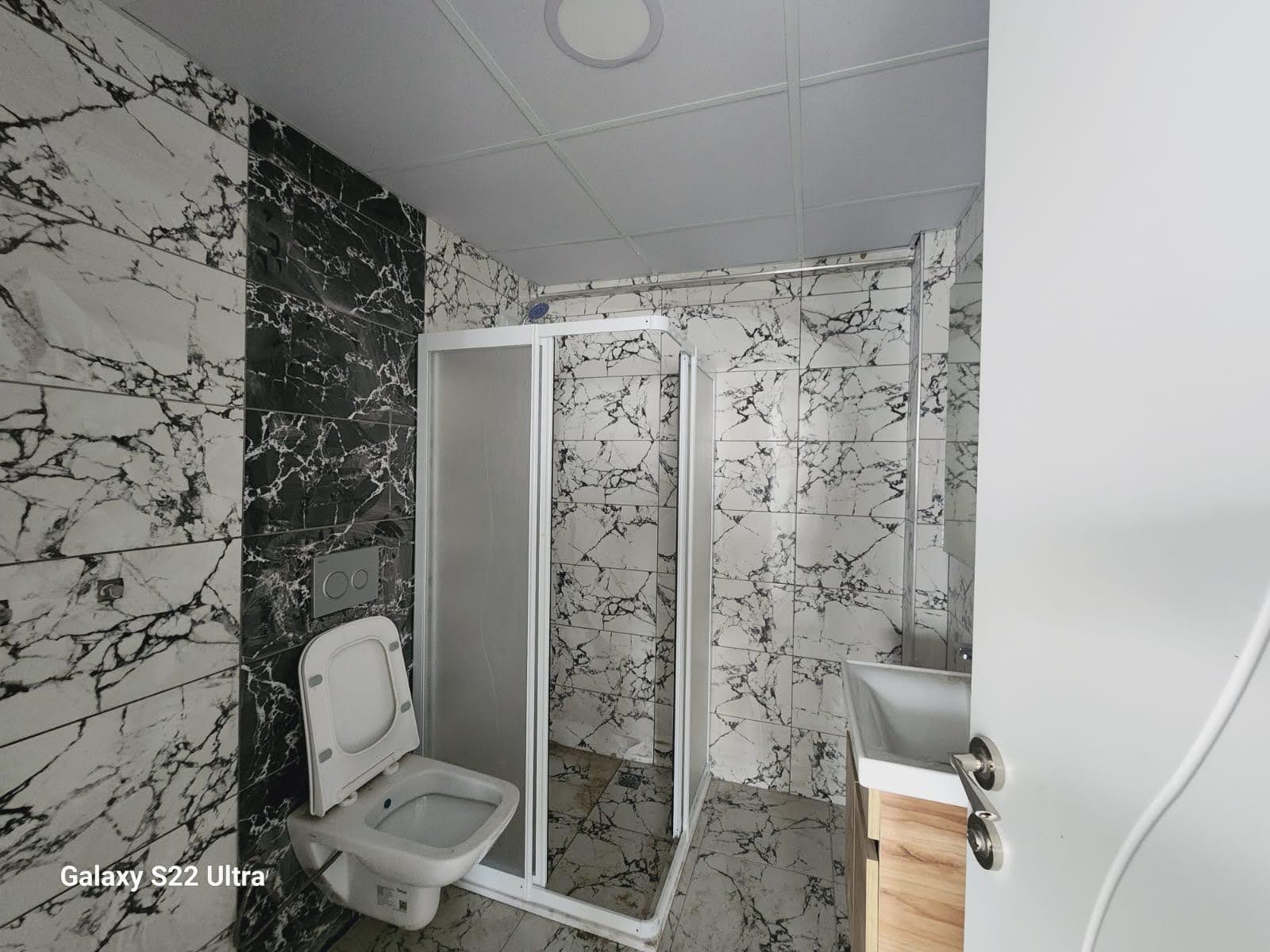 Dalaman Hürriyet Mahallesi Hastane Kavşağında – Komple Satılık Gelir Getiren Bina 