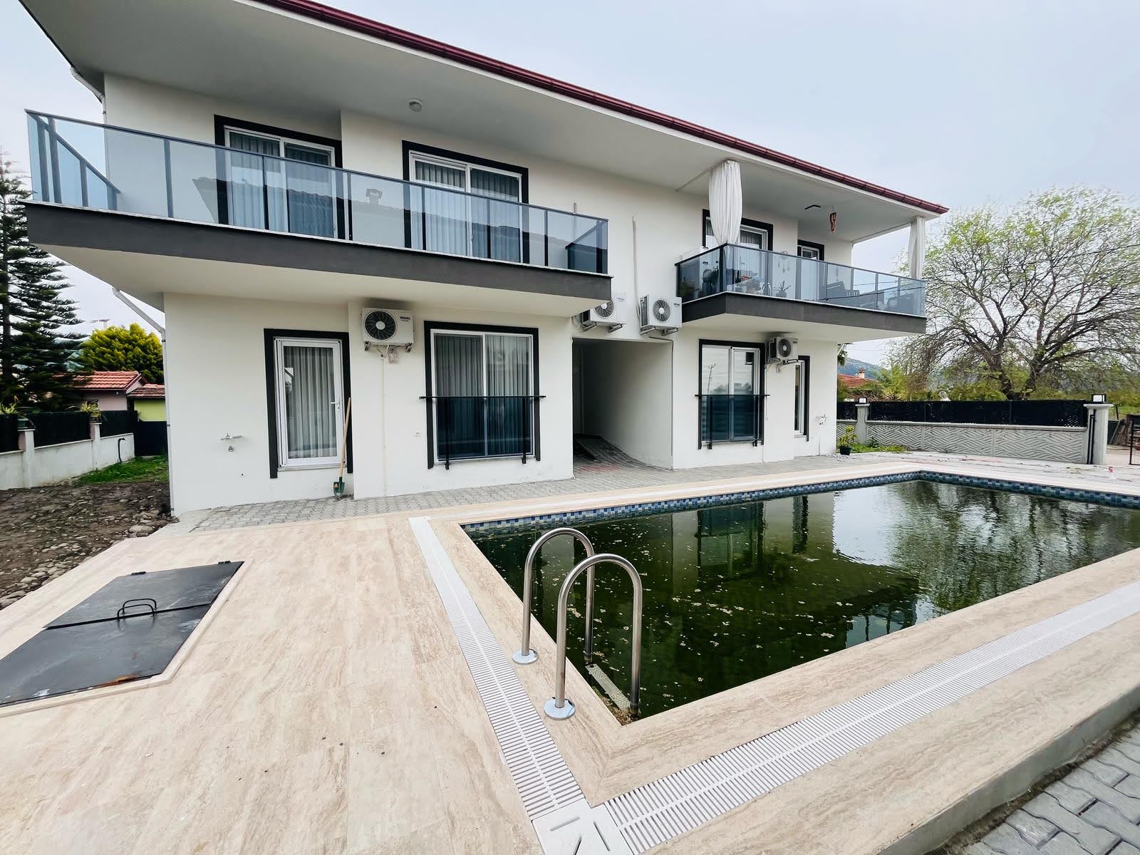 DALAMAN HAVUZLU SİTEDE KİRALIK 2+1 EŞYALI DAİRE REF.KODU:7191