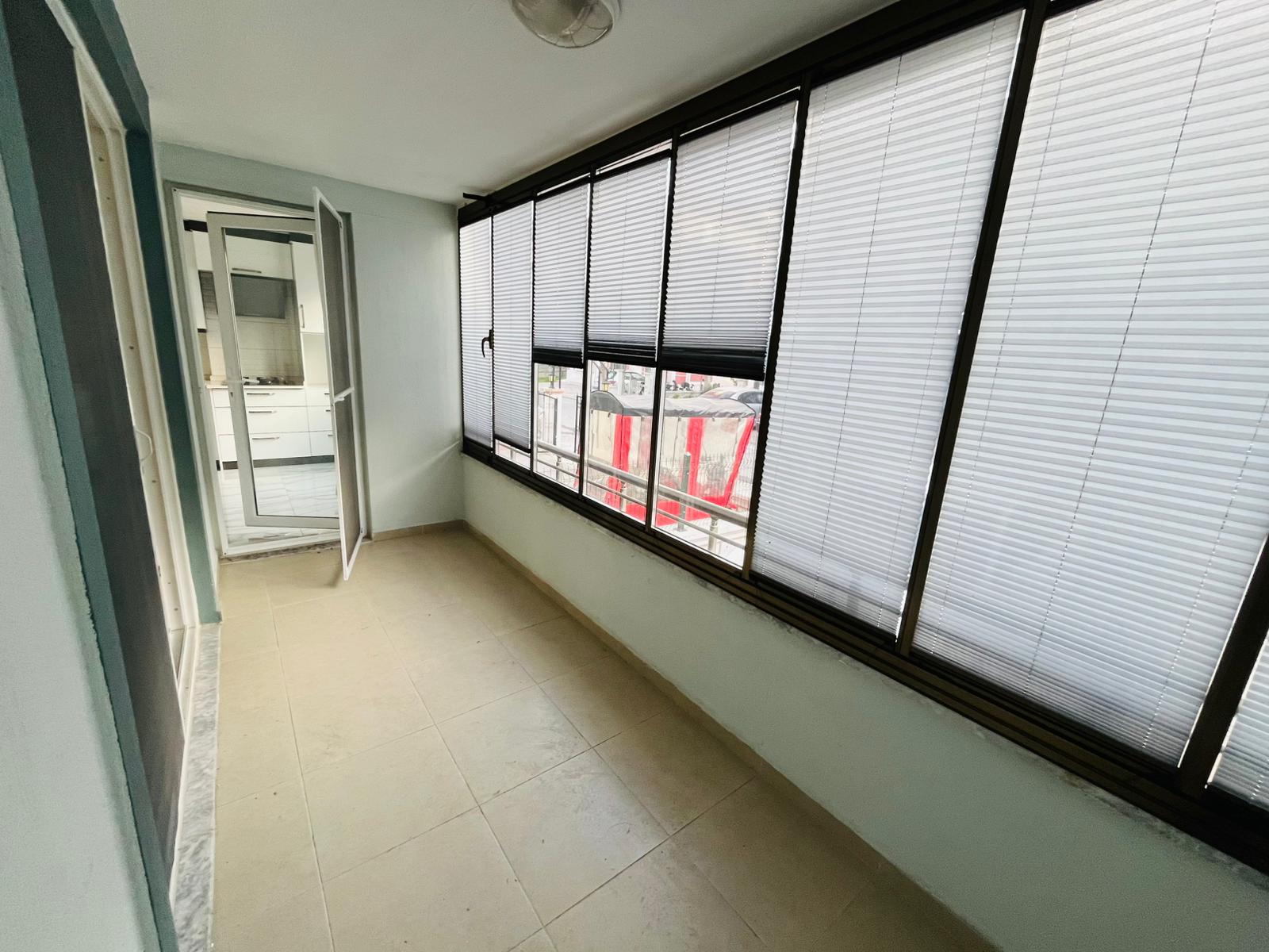 Kapalı Balkonu ve Geniş Yaşam Alanlarıyla 3+1 Özel Daire