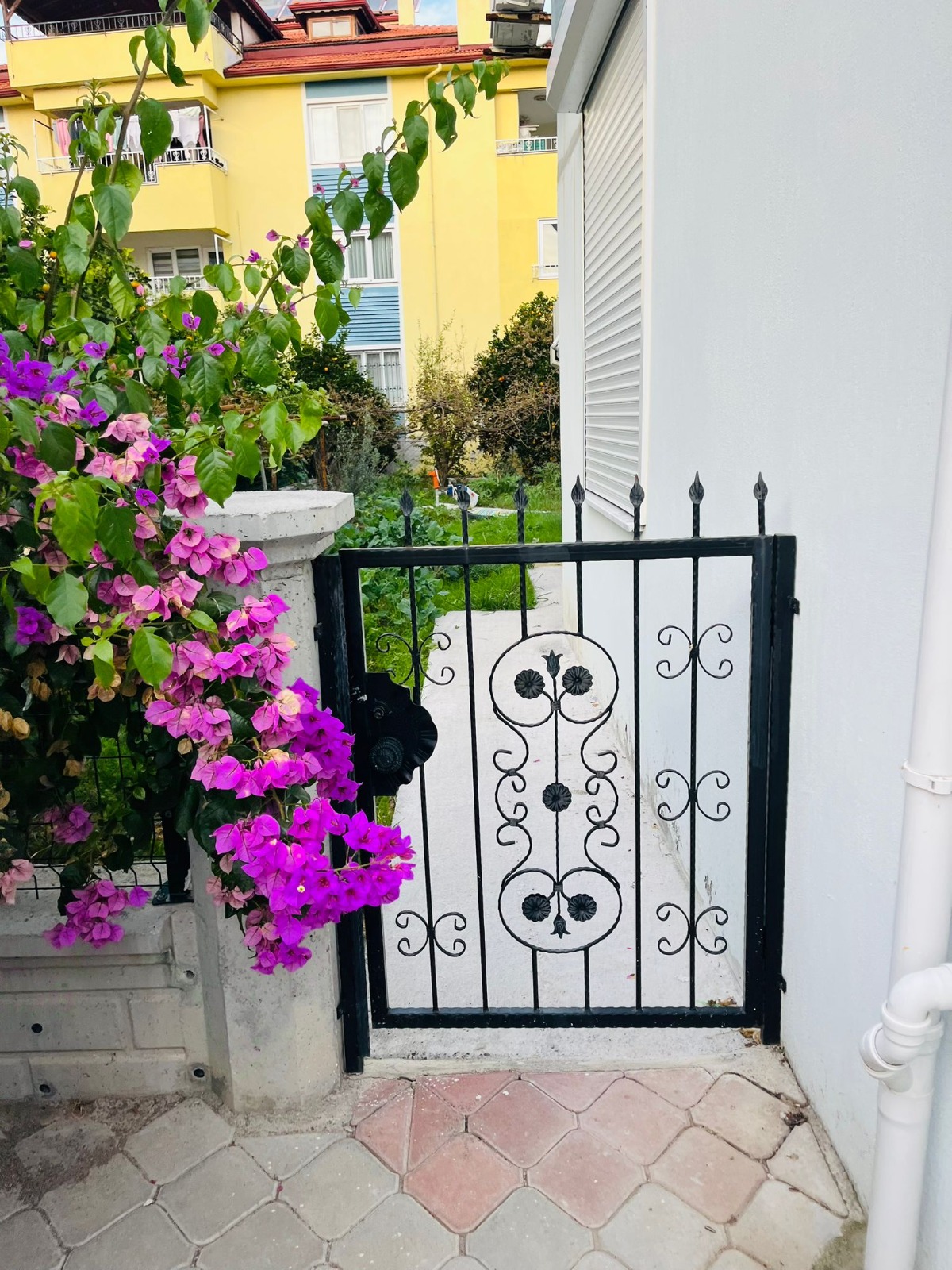 Kapalı Balkonu ve Geniş Yaşam Alanlarıyla 3+1 Özel Daire