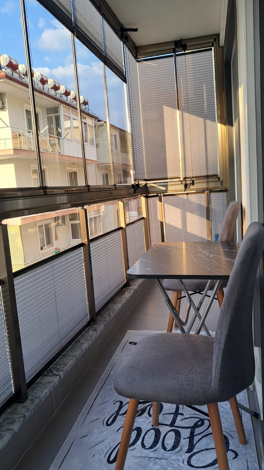 DALAMAN KARAÇALIDA MERKEZİ KONUMDA SATILIK 1+1 ARA KAT DAİRE